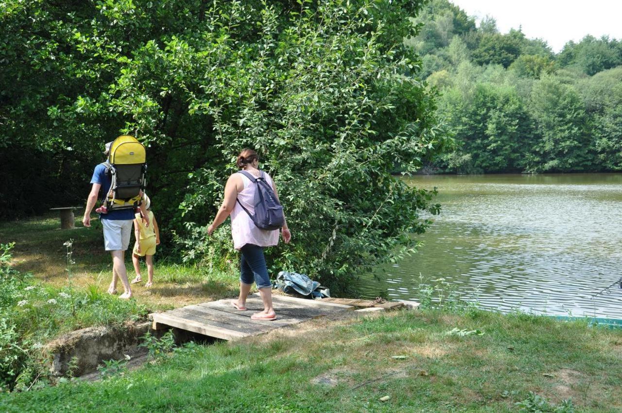 Les Chalets Du Moulin Du Chatain 4 Payzac  Esterno foto